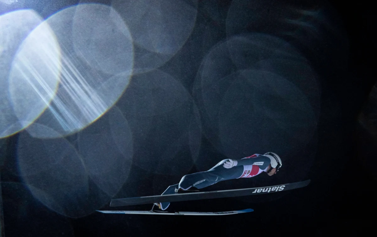 Międzynarodowa Federacja Narciarska (FIS) potwierdziła w swoim kalendarzu dodatkowe zawody Pucharu Świata w skokach - 28 lutego w Lahti. Mają one zastąpić planowany na 1 grudnia konkurs w Kuusamo, odwołany z powodu złych warunków atmosferycznych.