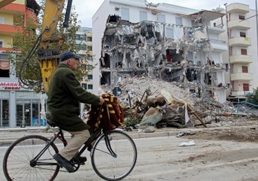 Albania: Kilkanaście nakazów aresztowania po trzęsieniu ziemi