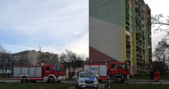 150 mieszkańców 10-piętrowego bloku zostało ewakuowanych po wycieku gazu w Ostrowcu Świętokrzyskim. 