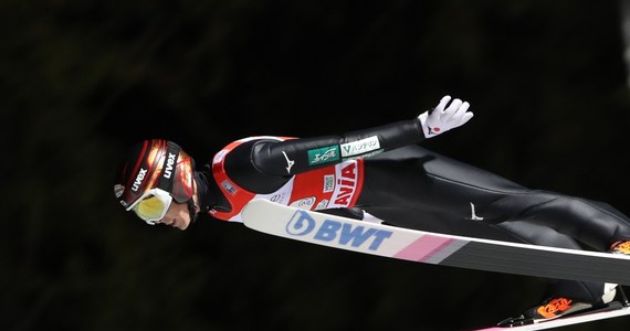 Japończyk Ryoyu Kobayashi zajął pierwsze miejsce w konkursie indywidualnym Pucharu Świata w skokach narciarskich w Klingenthal.  Piotr Żyła - zajął 9., a Kamil Stoch 10. miejsce. W drugiej serii konkursu wystartowało pięciu Polaków.