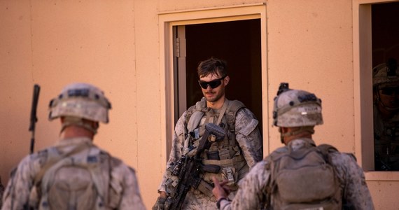 Biały Dom ogłosi w nadchodzącym tygodniu zamiar wycofania z Afganistanu ok. 4 tys. amerykańskich żołnierzy - poinformowała w niedzielę amerykańska prasa. Obecnie kontyngent amerykański w Afganistanie liczy ok. 13 tys. osób.