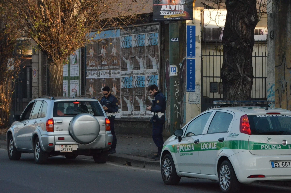 54 tys. osób ewakuowano w niedzielę z domów w Brindisi w Apulii na południu Włoch. Podczas budowy kina znaleziono tam niewybuch z lat drugiej wojny światowej. Była to angielska bomba długości metra z 40 kg trotylu.