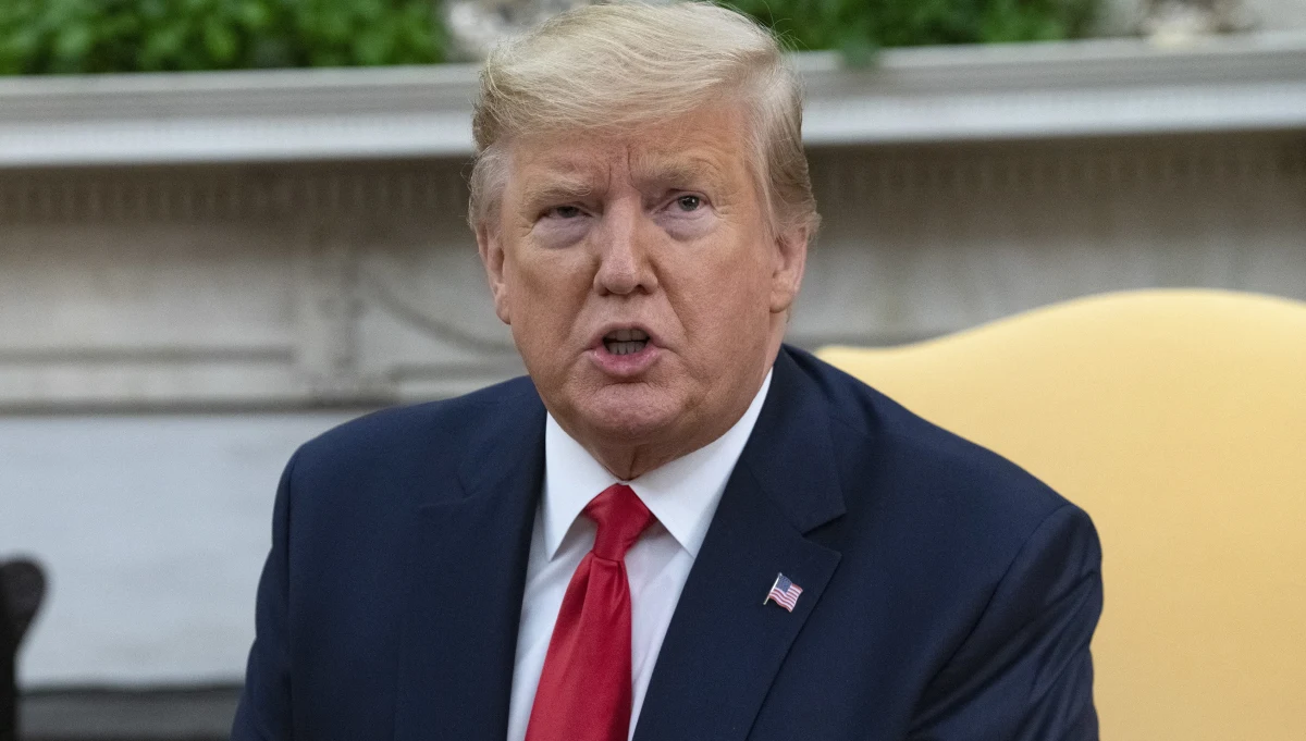 W przeddzień kluczowego głosowania w Izbie Reprezentantów w sprawie jego impeachmentu, prezydent Donald Trump oskarżył Demokratów o dążenie do "próbę nielegalnego, partyjnego zamachu stanu" oraz o wypowiedzenie "otwartej wojny" amerykańskiej demokracji.