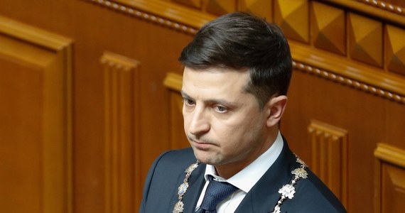 Od 2010 roku Ukrainę opuściły prawie 4 miliony osób, które zdecydowały się pozostać za granicą - oświadczył minister gabinetu ministrów Dmytro Dubiłet. Prezydent Zełenski zapowiedział realizację programu, którego celem ma być zachęcenie Ukraińców do powrotu i pozostania w kraju. 
