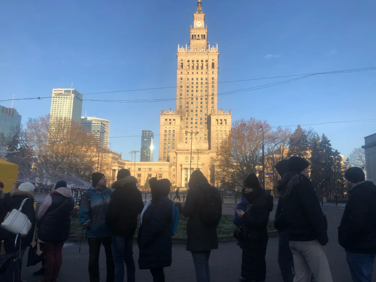 Tradycyjnym elementem akcji "choinki pod choinkę od RMF FM jest Kolędowe Karaoke. Jest to okazja dla naszych słuchaczy na zaprezentowanie swojego talentu wokalnego. Spośród kolęd zaśpiewanych w Warszawie, specjalne jury wybrało "Dzisiaj w Betlejem" w wykonaniu Pauli Barwińskiej i Mariki Kaczmarczyk.