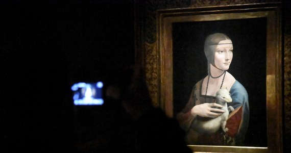 "Damę z Gronostajem" Leonarda da Vinci czy "Krajobraz z miłosiernym samarytaninem" Rembrandta van Rijna można od dziś ponownie oglądać w Muzeum Książąt Czartoryskich w Krakowie. Pałac Książąt Czartoryskich został otworzony po wieloletnim i gruntownym remoncie. Ponad 3 tysiące eksponatów prezentowanych jest w 26 salach, część z nich oglądać będzie można po raz pierwszy – to głownie zbiory pochodzące z biblioteki Czartoryskich.
