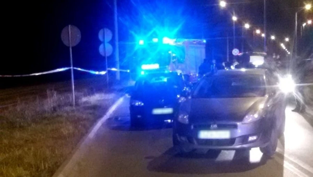 Prokuratura zajęła się sprawą postrzelenia 27-latka w Częstochowie. Policjanci oddali strzały w kierunku jego auta, kiedy mężczyzna - który najpierw zaczął przed nimi uciekać - miał próbować przejechać ich samochodem.
