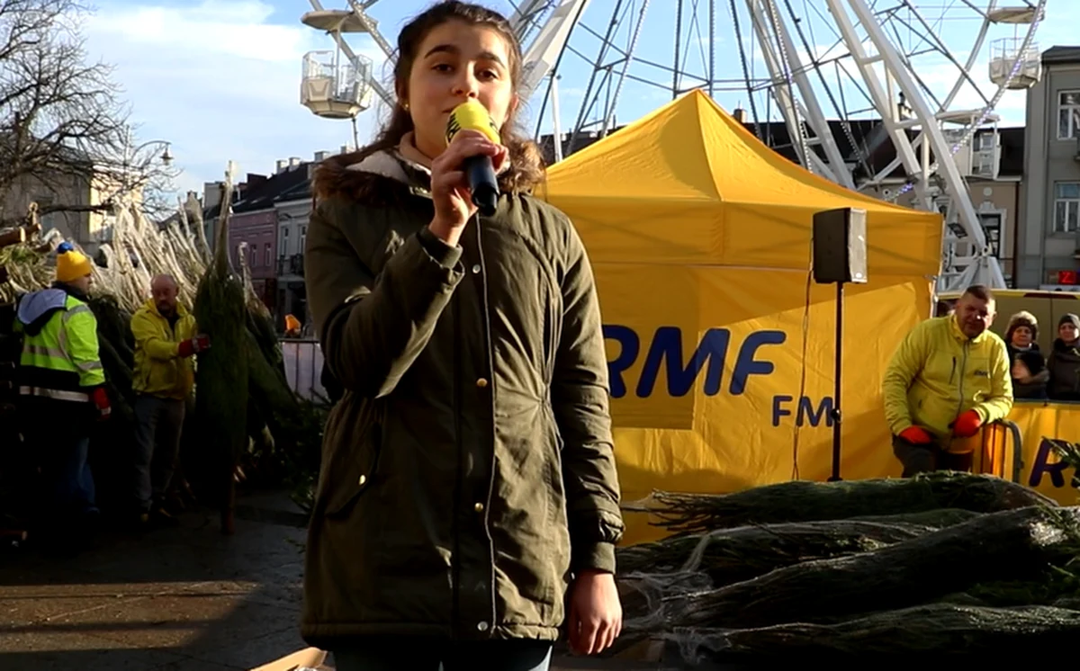 W sobotę rozdawaliśmy choinki w Kielcach. Zaprosiliśmy też mieszkańców tego miasta do udziału w naszym świątecznym karaoke. 