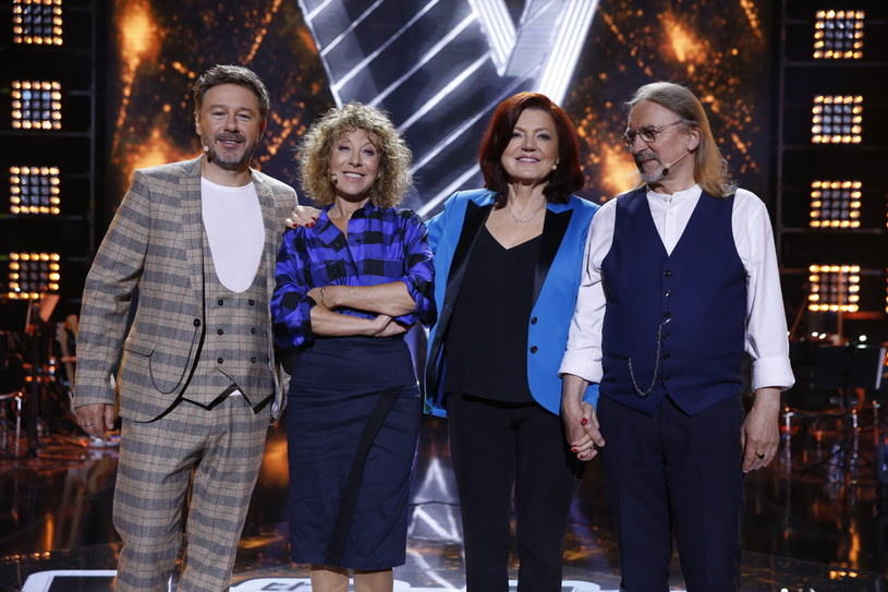 Poznaliśmy listę finalistów "The Voice Senior". Nie wszystkie decyzje trenerów uzyskały akceptację widzów TVP, którzy szczególnie krytykują Urszulę Dudziak. To ona postanowiła, że o jednym miejscu w finale zadecyduje... wróżba.