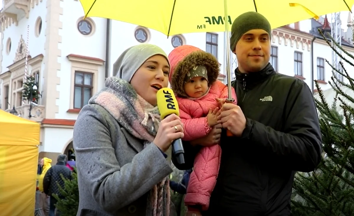 W niedzielę piękne choinki od RMF FM rozdawaliśmy w stolicy Podkarpacia. Na rzeszowskim Rynku zaprosiliśmy Was też do udziału w naszym karaoke. Kto tym razem zwrócił uwagę naszego jury?