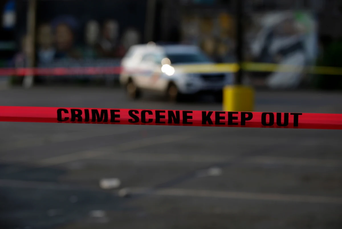 13 osób zostało rannych w strzelaninie, do której doszło na przyjęciu w Chicago - poinformowała lokalna policja. Stan czterech rannych oceniany jest jako krytyczny. Strzelaninę poprzedziła kłótnia.