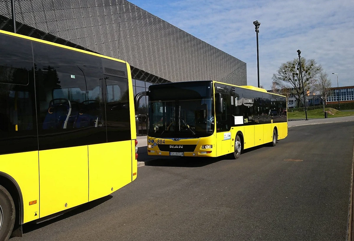 Pijany kierowca linii nr 67 woził w niedzielę pasażerów w Będzinie. Mężczyzna już wcześniej utracił prawo jazdy za jazdę po alkoholu. 