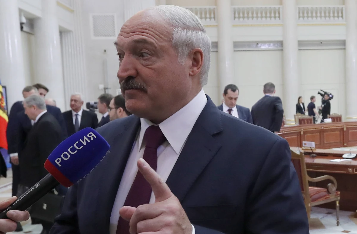 Rozmowy z Moskwą o integracji nie zagrażają suwerenności Białorusi - przekonywał Alaksandr Łukaszenka w wywiadzie dla rosyjskiego Echa Moskwy. Białoruski prezydent mówił też o protestach opozycji, których liczebność jest jego zdaniem zawyżana.