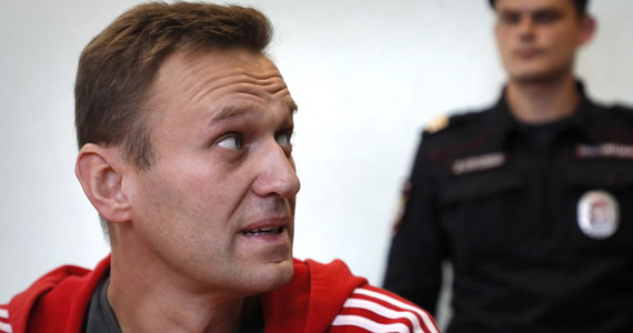 Uzbrojeni funkcjonariusze rosyjskich służb przeprowadzili w środę rewizję w Fundacji Walki z Korupcją (FBK), kierowanej przez jednego z liderów antykremlowskiej opozycji Aleksieja Nawalnego. On sam został najpierw zatrzymany, a po niedługim czasie wypuszczony.
