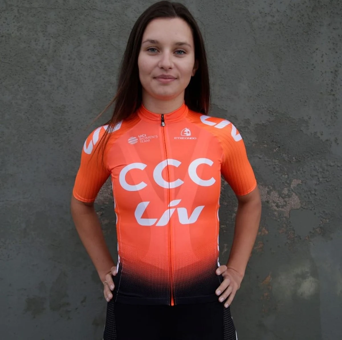 Agnieszka Skalniak jest określana mianem jednego z największych młodych talentów w naszym kobiecym kolarstwie. Zawodniczka ma za sobą rok startów w barwach drużyny CCC Liv. Ma więc za sobą pierwsze doświadczenia z największymi i najmocniej obsadzonymi wyścigami. Jak ocenia mijający rok i na czym chce się skupić w najbliższych miesiącach? Kolarka opowiedziała o tym w rozmowie z RMF FM.