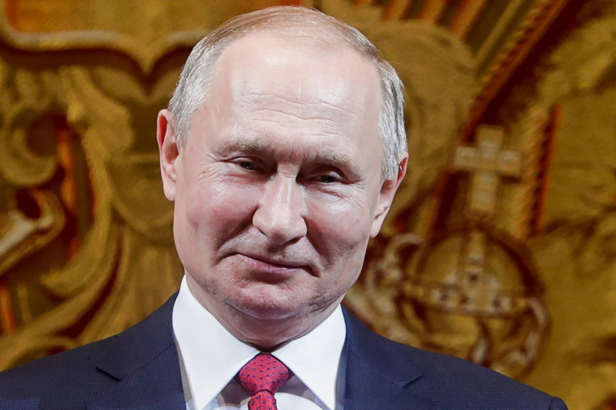 Stanowisko premiera Mateusza Morawieckiego powinno zamknąć spór między Polską i Rosją w sprawie polityki historycznej - uważa MSZ. "Na tym etapie wydaje się to nam odpowiedzią adekwatną" - mówi w rozmowie z dziennikarzem RMF FM Grzegorzem Kwolkiem wiceminister Marcin Przydacz. Władimir Putin w ostatnim czasie kilka razie zarzucał przedwojennym władzom Polski współpracę z Hitlerem i współodpowiedzialność za wybuch II wojny światowej.