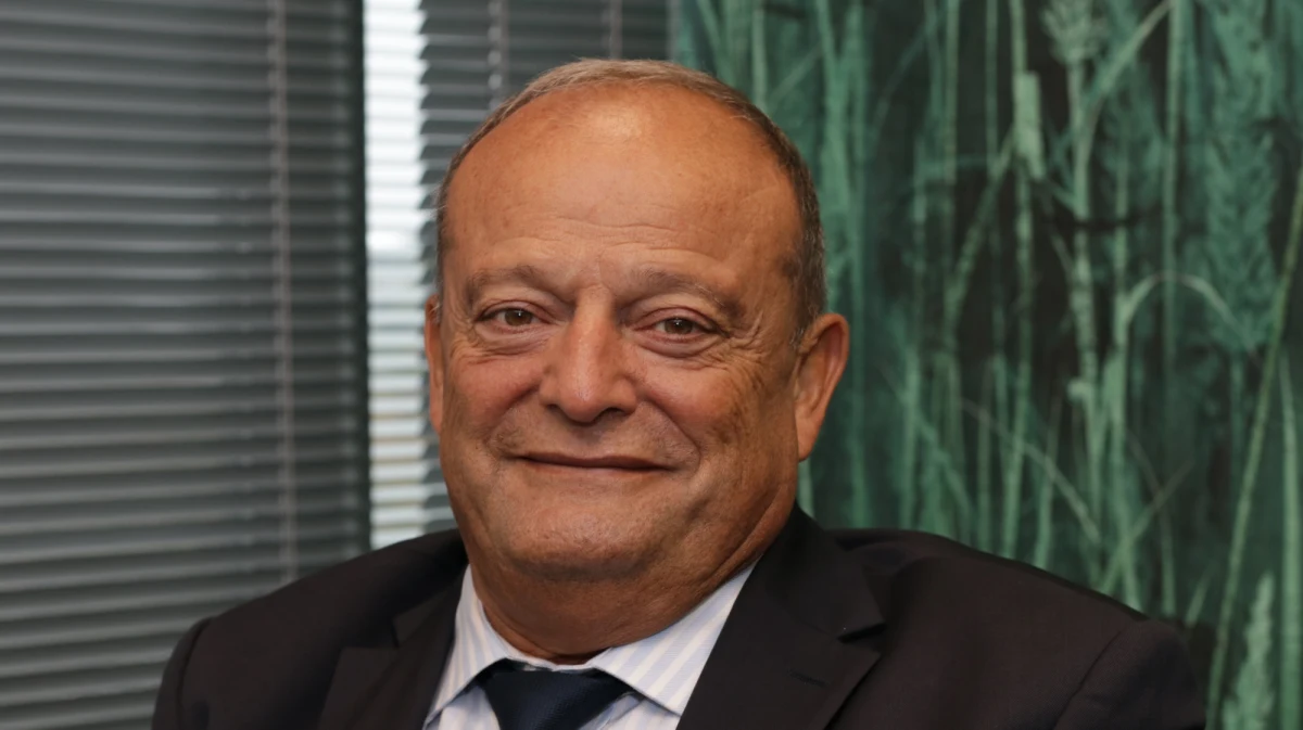 Spór o stanowisko ordynatora oddziału neonatologii szpitala wojewódzkiego w Białej Podlaskiej. Riad Haidar – wcześniej radny województwa lubelskiego a obecnie poseł Koalicji Obywatelskiej - z końcem roku przestanie nim kierować. Był jego twórcą i bez uwag zarządzał przez 30 lat. Dyrekcja szpitala twierdzi, że po prostu wygasła umowa i proponuje nową, ale już bez funkcji ordynatora. 