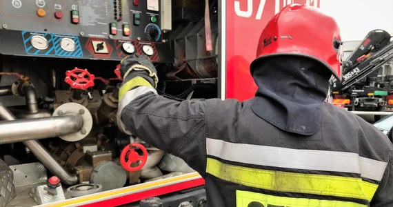 Jedna osoba odniosła poważne obrażenia po wybuchu gazu w Kruchowie koło Gniezna w Wielkopolsce. Na miejscu lądował śmigłowiec LPR.