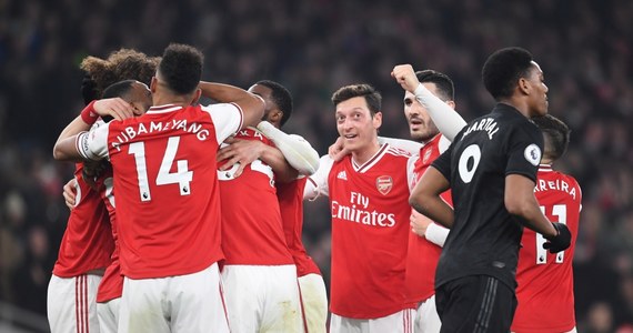 Piłkarze Arsenalu pokonali w Londynie Manchester United 2:0 w spotkaniu 21. kolejki angielskiej ekstraklasy. To pierwsza wygrana "Kanonierów", od kiedy ich trenerem został Hiszpan Mikel Arteta.