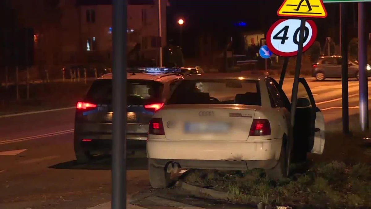 Zarzuty jazdy pod wpływem środków odurzających, niezatrzymania się do kontroli drogowej i złamania sądowego zakazu prowadzenia pojazdów może usłyszeć 21-letni mieszkaniec województwa lubuskiego. Policjanci zatrzymali go po pościgu na ulicach Zielonej Góry. Mężczyzna wiózł w samochodzie swoją partnerkę w szóstym miesiącu ciąży. 