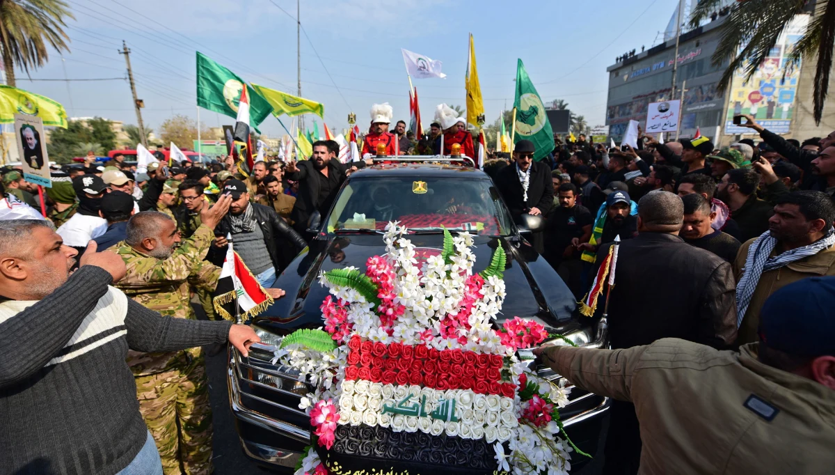W Bagdadzie odbyły się uroczystości pogrzebowe ku czci irańskiego generała Kasema Sulejmaniego i osób, które zginęły wraz z nim. W pogrzebie wzięli udział liczni dostojnicy państwowi związani ze środowiskiem szyickim, w tym były premier Adil Abd al-Mahdi - podaje AFP.