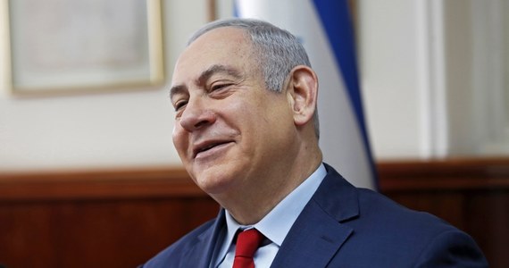 ​Nietypowe "przejęzyczenie" premiera Izraela Benjamina Netanjahu. Szef rządu nazwał swój kraj "potęgą nuklearną", by po chwili się poprawić. Izrael oficjalnie nie posiada broni jądrowej.