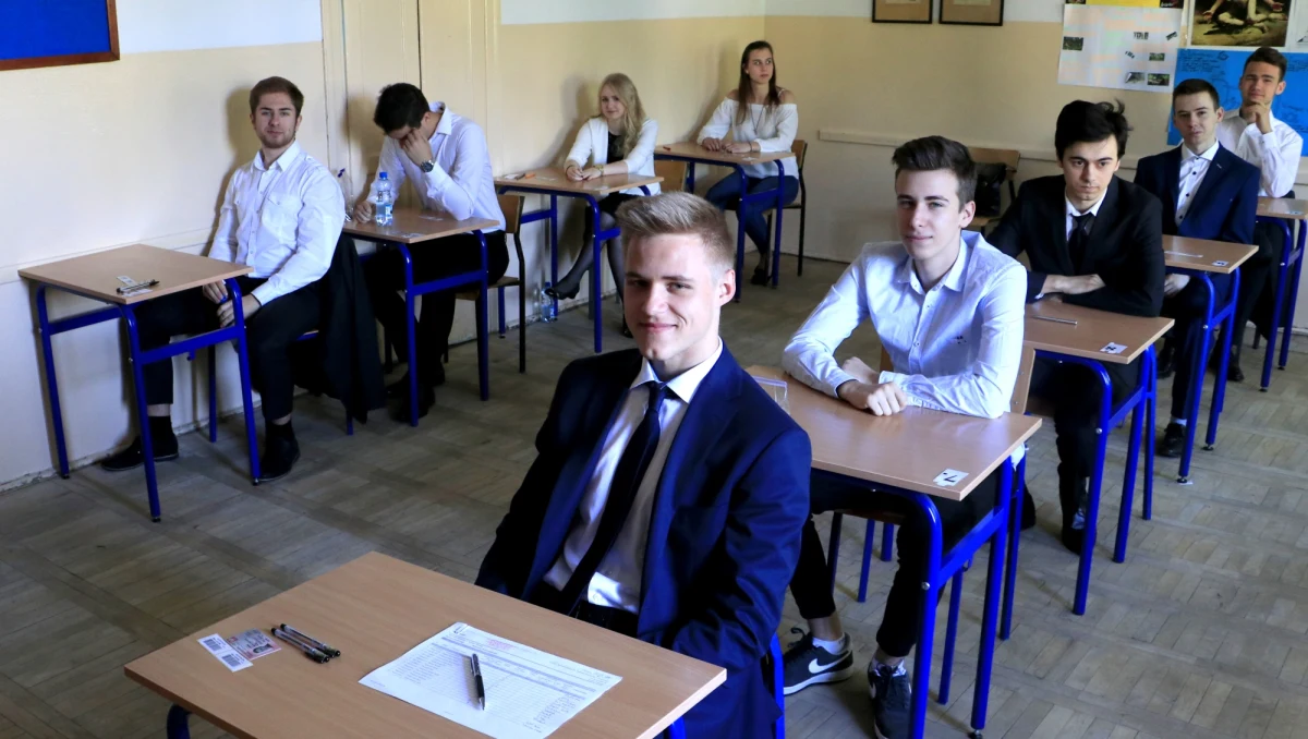 27.12.2019 r. na stronie Najwyższej Izby Kontroli ukazał się raport z kontroli naszego systemu egzaminów zewnętrznych. Warto dodać, że była to kontrola sprawdzająca wykonanie przez MEN i Centralną Komisję Egzaminacyjną (CKE) wniosków z poprzedniej kontroli NIK z 2014 r. 