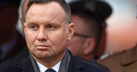 Izraelskie media informują za agencjami prasowymi, że prezydent Andrzej Duda nie weźmie udziału w uroczystości w Yad Vashem z okazji rocznicy wyzwolenia Auschwitz, jeśli nie zostanie poproszony o zabranie głosu, podczas gdy wystąpić ma tam prezydent Rosji Władimir Putin.