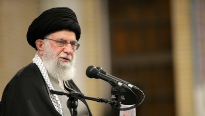 Chamenei mówi o "złym kraju w Europie", gdzie spiskowano. O kogo chodzi?