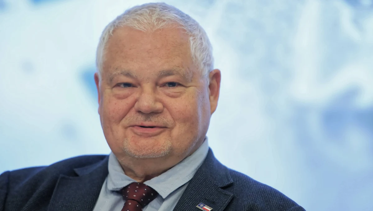 "Zakładamy, że inflacja będzie wyższa, w okolicach pułapu 3,8 proc., potem będzie spadać. Na styczeń przewidywaliśmy 3,6 proc., flash mówi o 3,4 proc. w grudniu" - powiedział w środę prezes NBP Adam Glapiński na konferencji po posiedzeniu RPP.