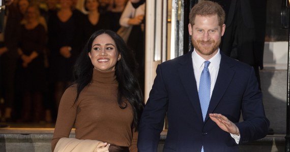 Pałac Buckingham, odnosząc się do zapowiedzi księcia Harry'ego i księżnej Meghan o rezygnacji z roli wysokich rangą członków rodziny królewskiej, oświadczył, że dyskusje z nimi na ten temat znajdują się na wczesnym etapie.