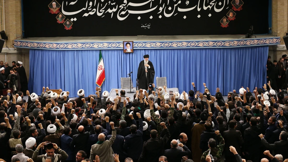 „Bardzo możliwe, że klasycznie wojny międzypaństwowe odchodzą do lamusa. W dobie odstraszania nuklearnego, otwarty konflikt międzypaństwowy jest bardzo drogi, trudny do wyobrażenia. Stąd powtarzane zdanie w bardzo wielu komentarzach, że żadna ze stron nie jest zainteresowana tym konfliktem, ponieważ bardzo wiele mogą stracić, ale niewiele zyskać” - mówi w rozmowie z dziennikarzami RMF FM dr Łukasz Fyderek, politolog z Uniwersytetu Jagiellońskiego, ekspert od Bliskiego Wschodu.