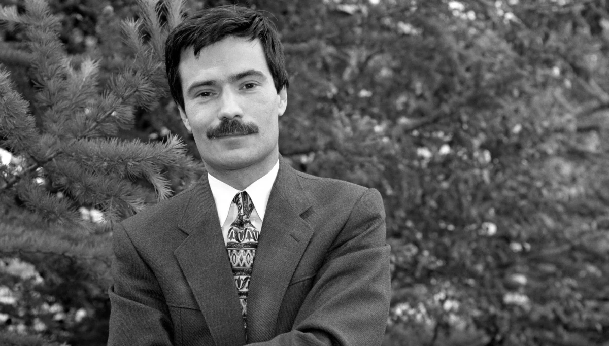 Sekcja zwłok dziennikarza Krzysztofa Leskiego została przeprowadzona w środę i wykazała ranę ciętą szyi. Tak wynika ze wstępnego protokołu sekcyjnego - przekazał PAP rzecznik Prokuratury Okręgowej w Warszawie Łukasz Łapczyński. Na opinię końcową i dokładne ustalenia trzeba jeszcze poczekać. Dziennikarz Krzysztof Leski został zabity w noc sylwestrową.