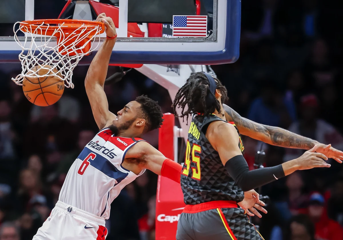 Koszykarze Utah Jazz pokonali na wyjeździe Washington Wizards 127:116 i odnieśli tym samym już dziewiąte zwycięstwo z rzędu. Dzięki ostatniej serii "Jazzmani" są na trzecim miejscu w Konferencji Zachodniej.