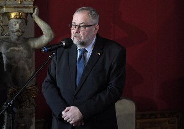 "Działam zadaniowo. Nie chcę rozpamiętywać". Piotr Adamowicz w rok po śmierci brata
