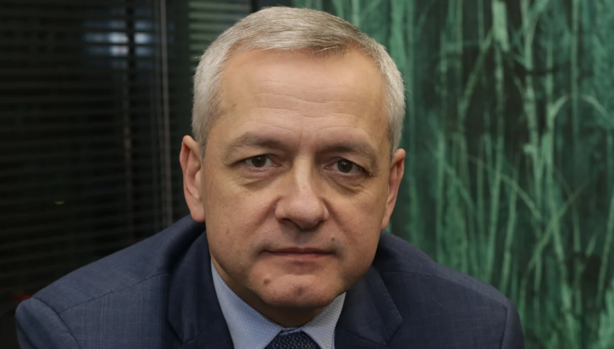 Już 1,2 mln Polaków założyło Internetowe Kontro Pacjenta. Minister cyfryzacji Marek Zagórski zapewnia w Popołudniowej rozmowie w RMF FM, że dane te „będą zawsze bezpieczne”. „Mamy świadomość jakie niesie ze sobą ryzyko i jakie są koszty, gdyby takie dane wyciekły” – mówił. Pytany o to, kiedy będziemy mogli się rejestrować do lekarza przez internet, Zagórski powiedział, że odpowiada za to minister zdrowia, ale „jest założenie, że do końca kadencji będziemy to realizować”. Dodał, że obecnie jest sceptyczny co do głosowania w wyborach powszechnych przez internet. „Na razie nad tym nie pracujemy” – mówił gość Marcina Zaborskiego. 