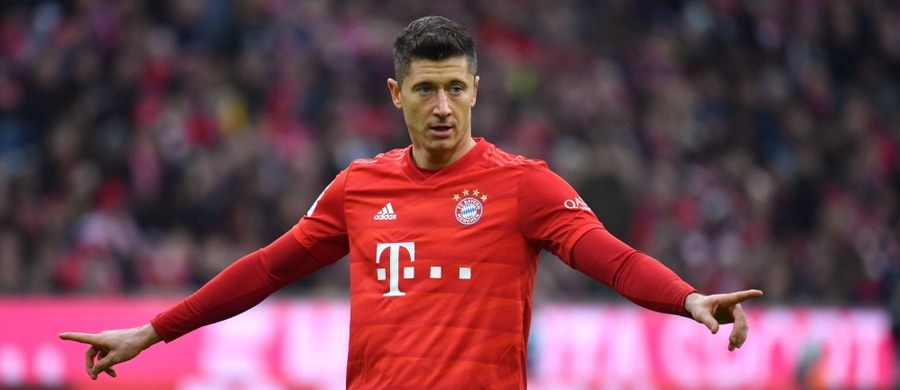 Robert Lewandowski, który w grudniu przeszedł zabieg przepukliny pachwinowej, odbył pełny trening wraz z drużyną - poinformowano w komunikacie Bayernu Monachium. Polski piłkarz ćwiczył bez ograniczeń, a nawet dłużej niż pozostali zawodnicy mistrza Niemiec.