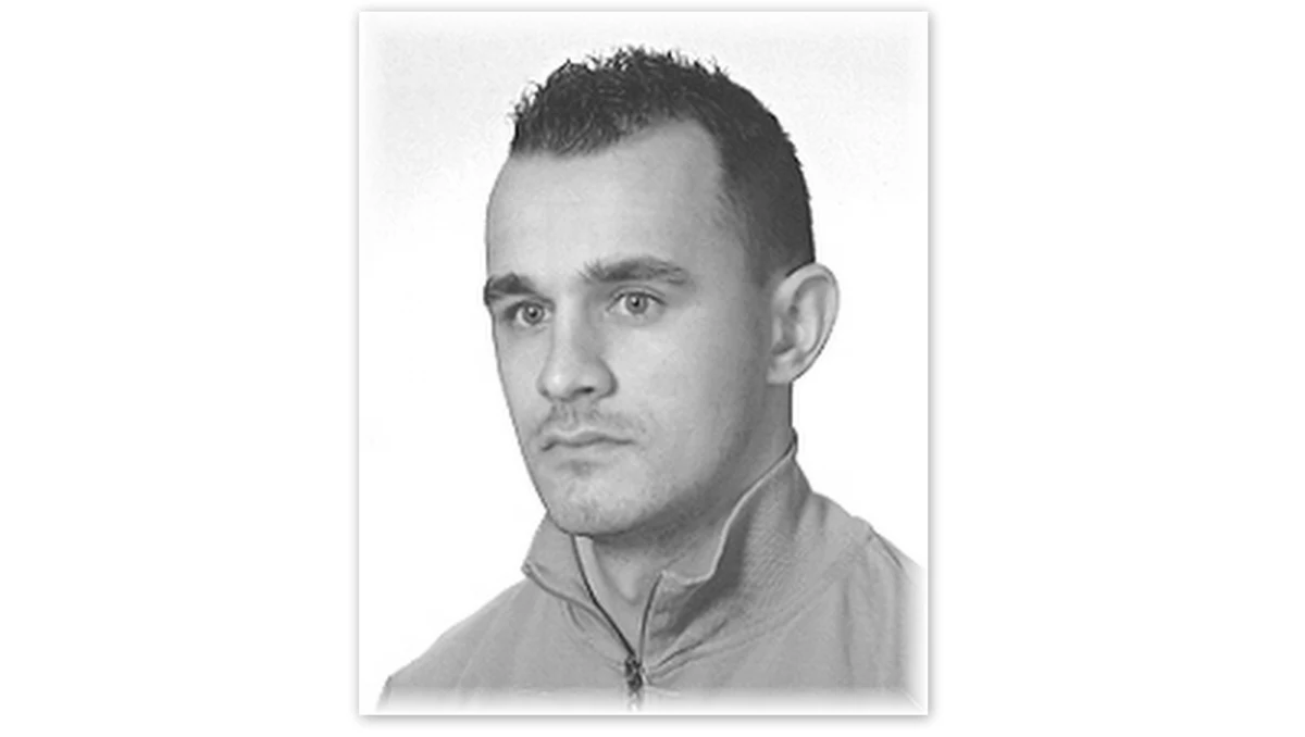 Policjanci z Komendy Miejskiej Policji w Ostrołęce poszukują 32-letniego mieszkańca gminy Baranowo Pawła Wilgi.