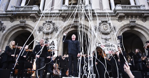 Na ulice Paryża w sobotę ponownie wyszli członkowie ruchu "żółtych kamizelek" oraz przeciwnicy reformy emerytalnej. W antyrządowej manifestacji zgromadziło się kilka tysięcy osób. 32 z nich zostały zatrzymane przez policję. 