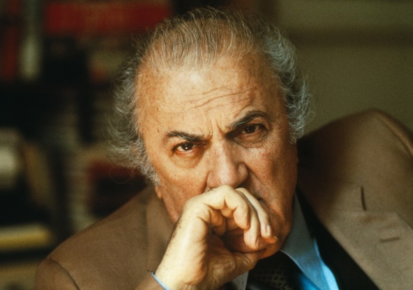 Rozmawiając dzisiaj o Fellinim, mówimy przede wszystkim o największych dziełach, a jego twórczość była dużo bogatsza - przekonuje talianistka i krytyczka filmowa Anna Osmólska-Mętrak. Sto lat temu na świat przyszedł Federico Fellini, autor m.in. "Słodkiego życia", "Amarcordu" i "Casanovy".