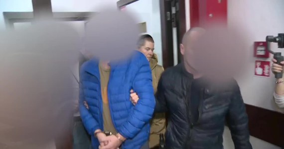 Sąd Rejonowy we Włocławku przychylił się do wniosku prokuratury i aresztował na trzy miesiące 32-latka, który znęcał się fizycznie i psychicznie nad żoną i sześciorgiem dzieci. Sławomirowi Sz. grozi kara 10 lat więzienia.