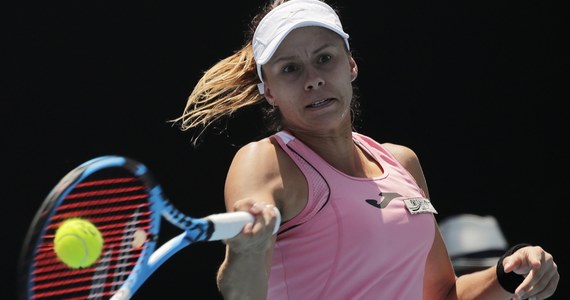 Magda Linette na pierwszej rundzie zakończyła swoją przygodę w singlowych zmaganiach tegorocznego wielkoszlemowego Australian Open. Polska tenisistka przegrała na otwarcie w Melbourne z Holenderką Arantxą Rus 6:1, 3:6, 4:6. 