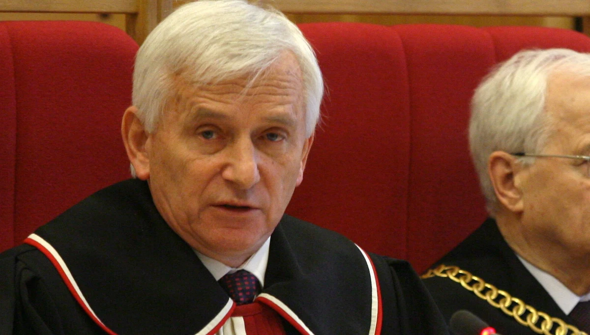 ​"TK nie ma żadnych uprawnień, by badać uchwały SN. To jest bezprawie, sztuczka prawna" - mówi były szef Trybunału Konstytucyjnego Bohdan Zdziennicki, komentując wniosek premiera do TK.