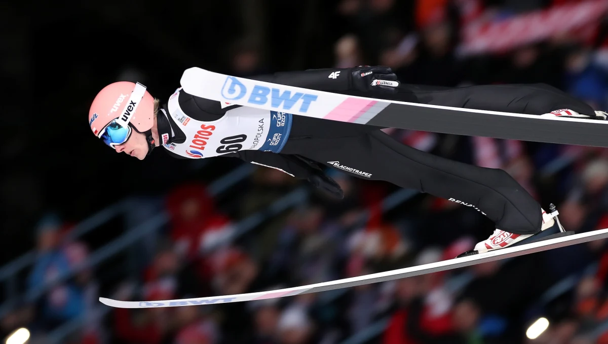 W sobotę na Wielkiej Krokwi w Zakopanem zostanie rozegrany trzeci w sezonie konkurs drużynowy Pucharu Świata w skokach narciarskich. W polskim zespole wystąpią Jakub Wolny, Piotr Żyła, Kamil Stoch i Dawid Kubacki - zdecydował trener kadry Michal Dolezal.