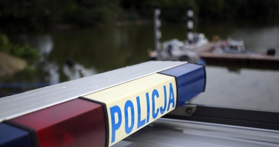 Zwłoki 56-letniego mężczyzny znaleziono w Wiśle w Ochabach w powiecie cieszyńskim - podała tamtejsza policja.