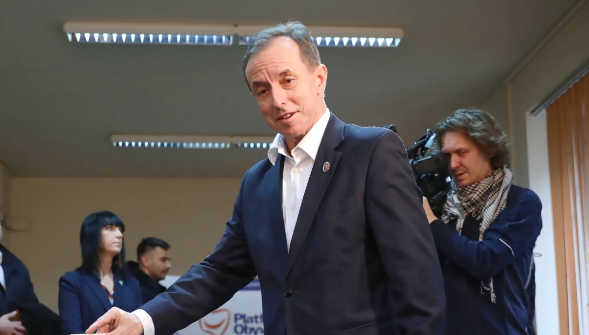 Marszałek Senatu Tomasz Grodzki apeluje o zwołanie okrągłego stołu ws. sądów. Kluczem do sukcesu będzie udział wszystkich sił politycznych - pisze "Gazecie Wyborczej" marszałek Senatu.