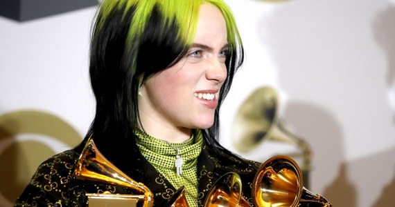 18-letnia piosenkarka Billie Eilish znokautowała rywali podczas ceremonii rozdania nagród Grammy w Los Angeles. Zdobyła je w zaliczanych do najważniejszych kategoriach: Album roku, Piosenka roku, Debiut, a także Nagranie roku oraz Album wokalny pop.