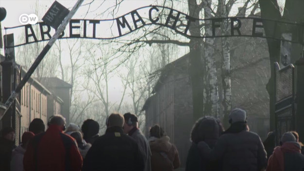 Jak można współpracować, mając za sobą tak okrutną przeszłość? W Muzeum Auschwitz nasi reporterzy rozmawiali z Niemcami, którzy zachowują od zapomnienia ostatnie mienie ofiar. 