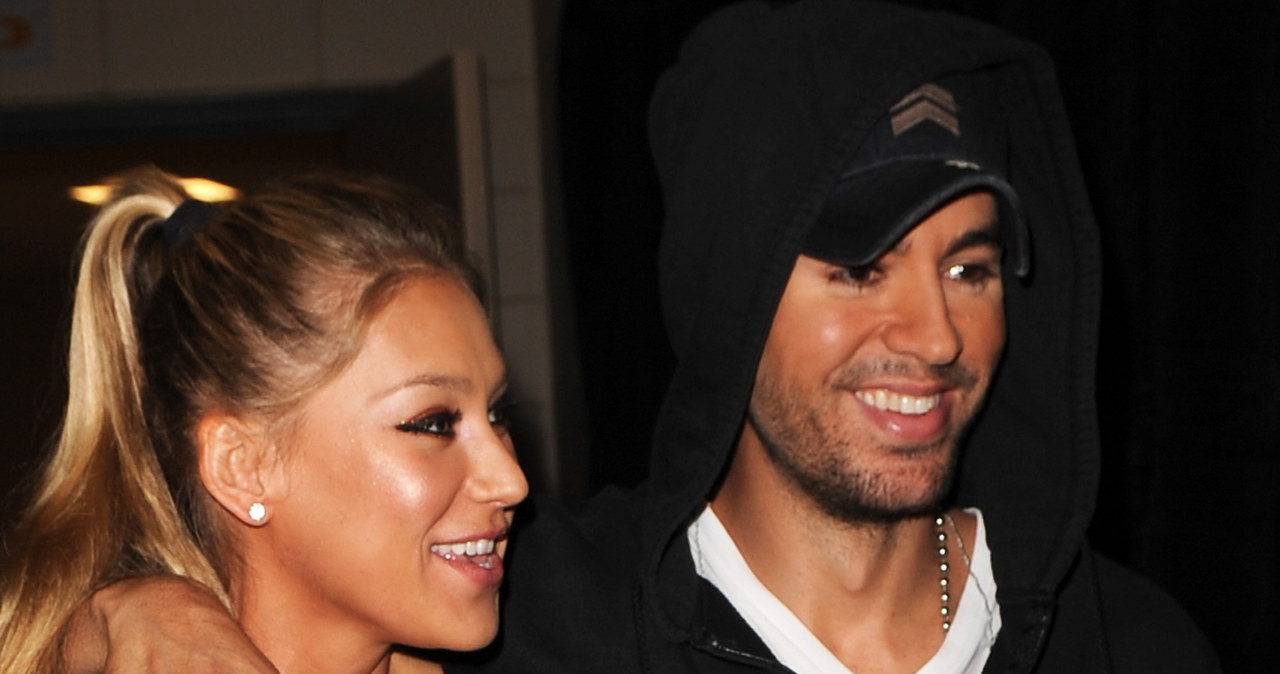 Anna Kournikova i Enrique Iglesias spodziewają się dziecka. Kolejna ciąża  bliźniacza? - pomponik.pl