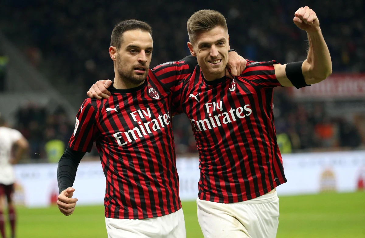 Hertha Berlin chce kupić Krzysztofa Piątka. Według włoskiego dziennikarza Gianlugi di Marzio niemiecki klub zaoferował za polskiego napastnika 27 milionów euro, nie wliczając w to bonusów. To druga oferta złożona przez berlińczyków.